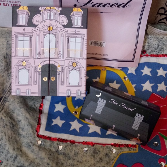 CLEARANCE TOO FACED LE GRAND CHATEAU MAKEUP - Picture 3 of 8